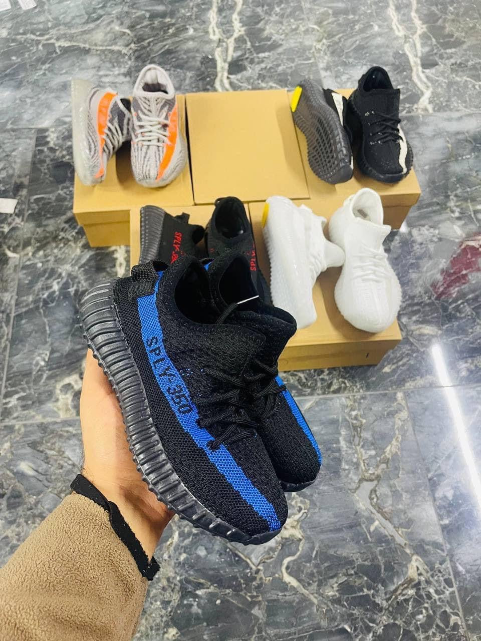 Replica kids Yeezy